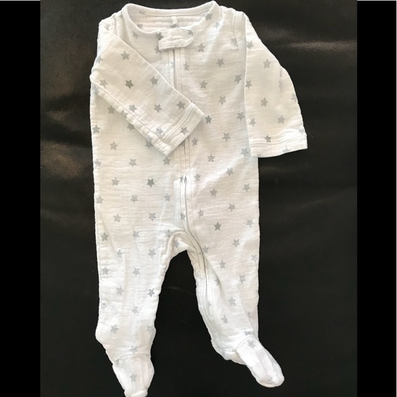 aden and anais footed sleeper